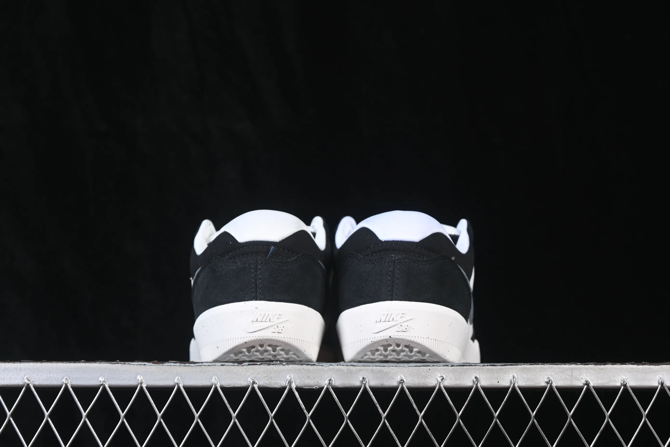 All categories Nk SB Dunk series Nk Force 58 simplified skateboard shoes J version Nike SB Force 58 Nike simplified retro skateboard shoes DV5477-012